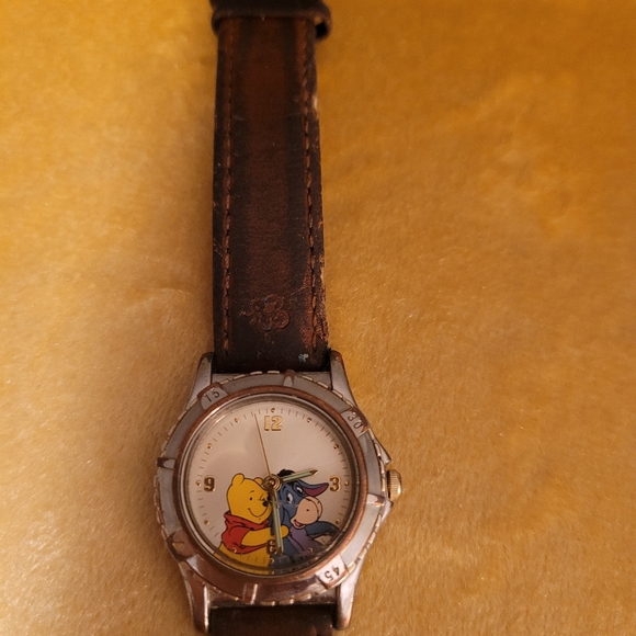 Watch - Picture 2 of 7